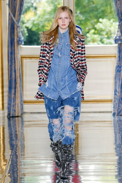 Look 41
